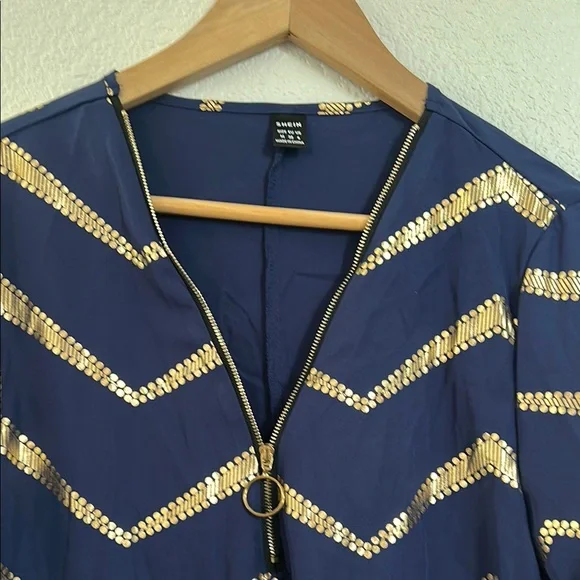 SHEIN Navy and Gold Zigzag Blouse - Picture 3 of 6